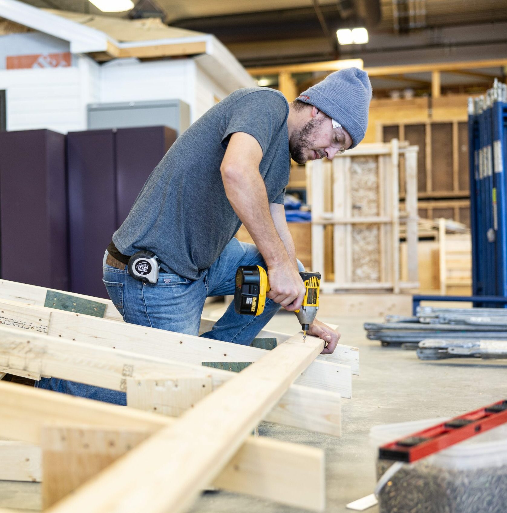 Semelles à pointe pour chaises en bois